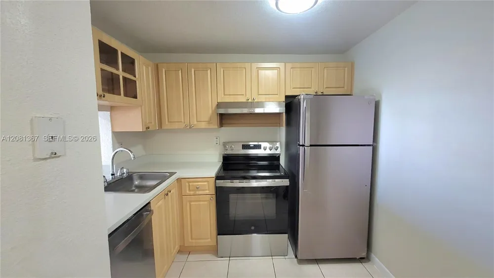 9360 Fontainebleau Blvd #612 Miami, FL 33172