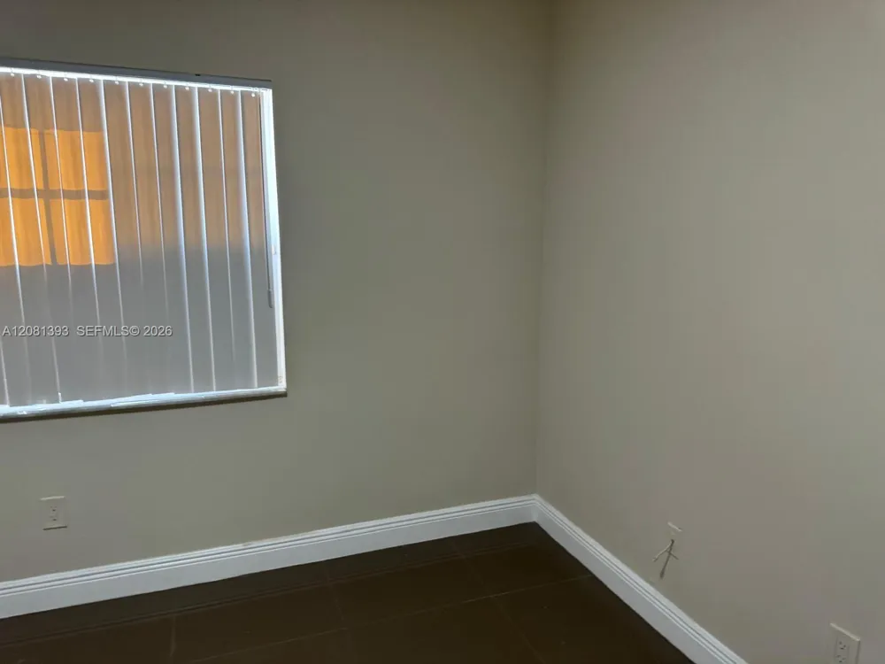 18324 NW 68th Ave #B Hialeah, FL 33015