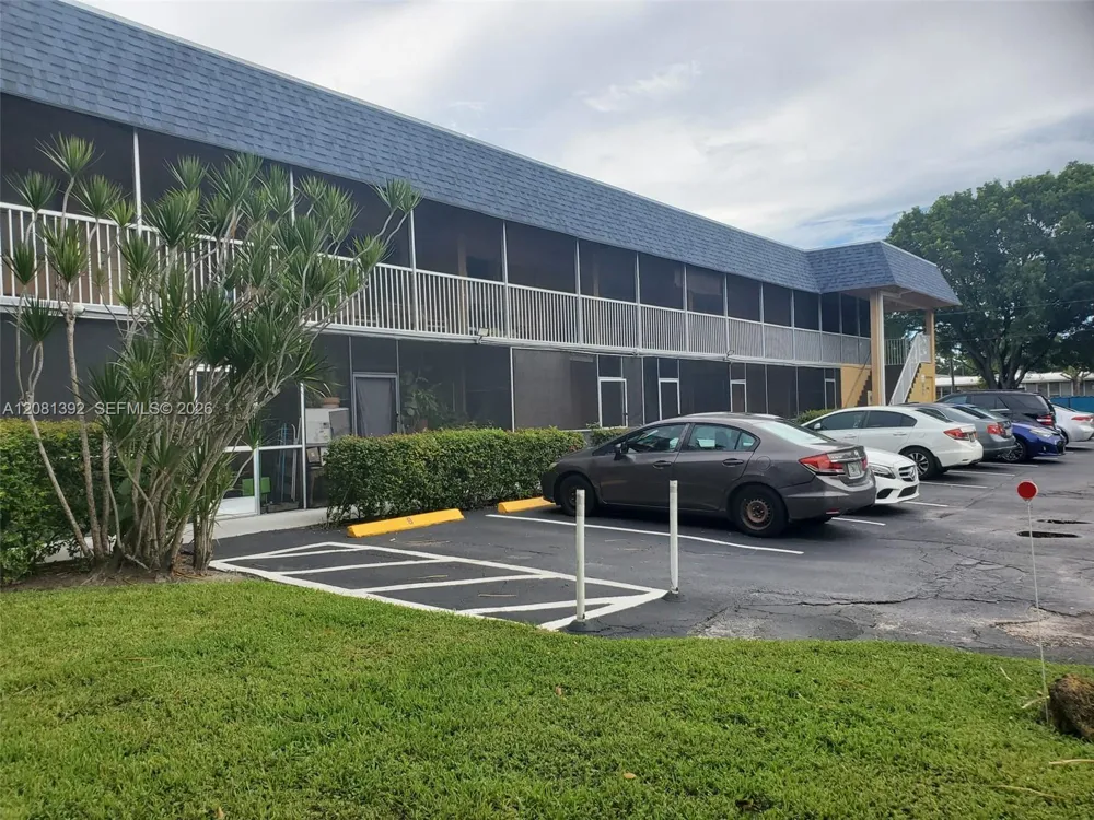 Address Not Shown Hollywood, FL 33020