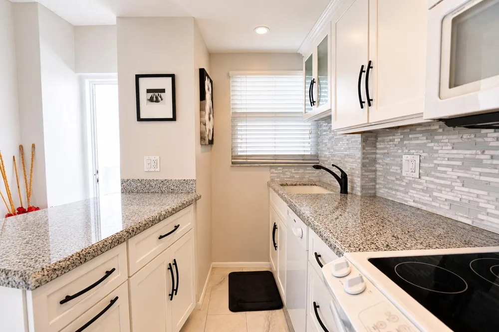 710 OCEAN BOULEVARD #1205 Pompano Beach, FL 33062
