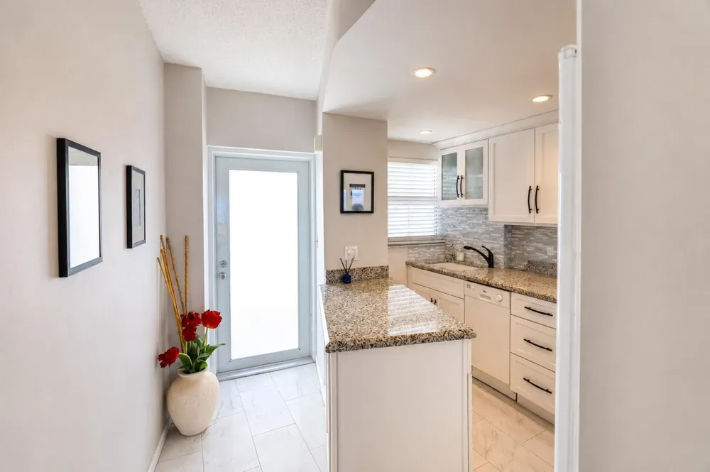 710 OCEAN BOULEVARD #1205 Pompano Beach, FL 33062
