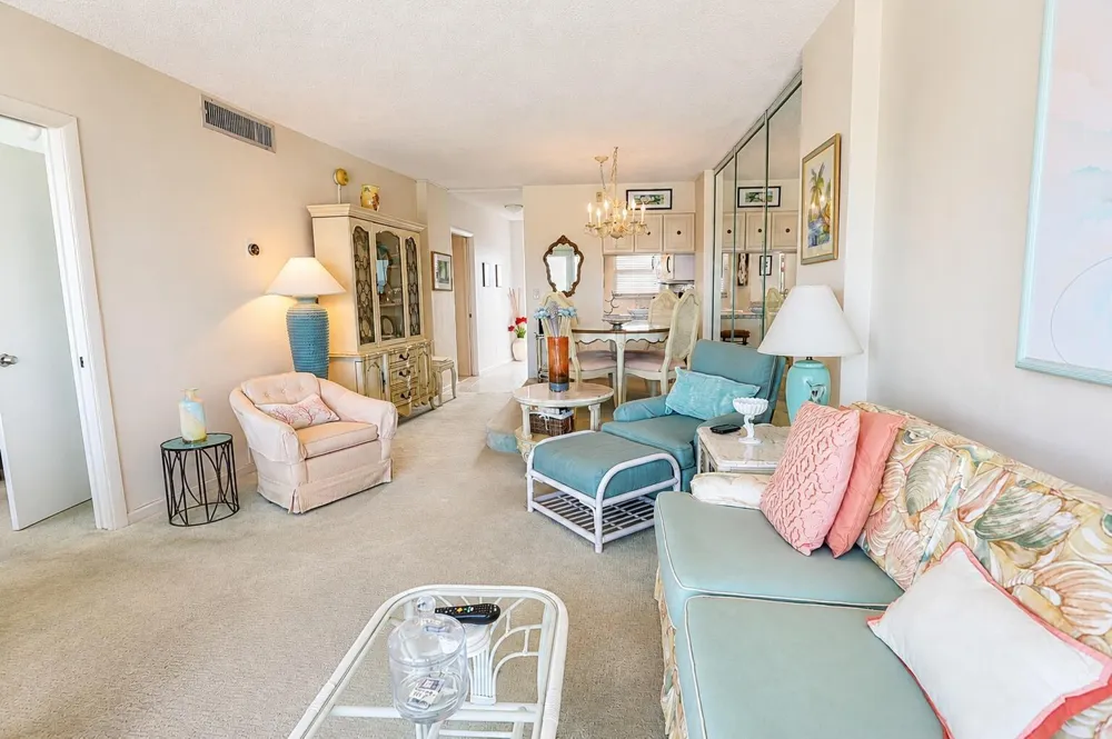 710 OCEAN BOULEVARD #1205 Pompano Beach, FL 33062
