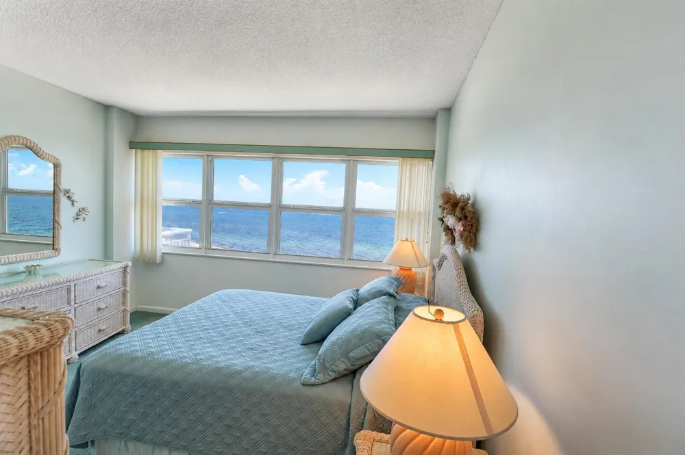 710 OCEAN BOULEVARD #1205 Pompano Beach, FL 33062