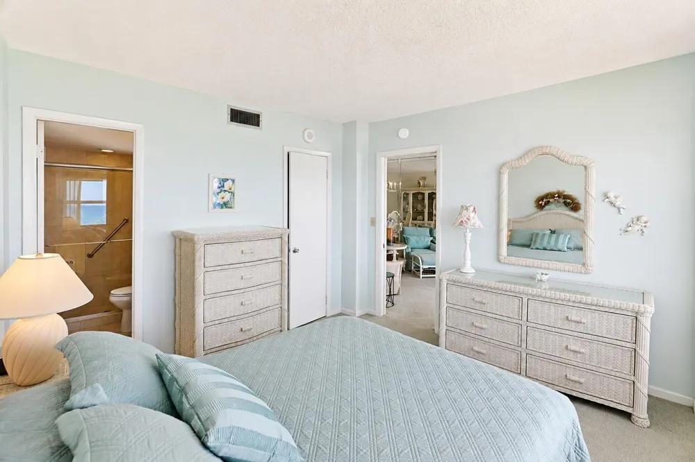 710 OCEAN BOULEVARD #1205 Pompano Beach, FL 33062