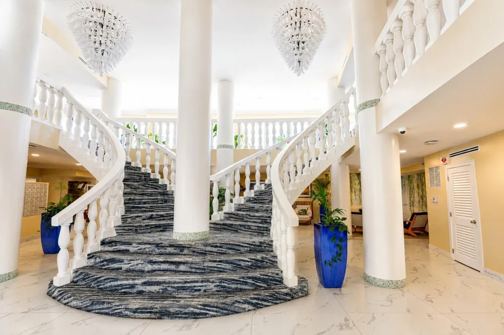 710 OCEAN BOULEVARD #1205 Pompano Beach, FL 33062