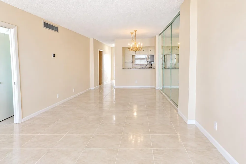 710 OCEAN BOULEVARD #1205 Pompano Beach, FL 33062