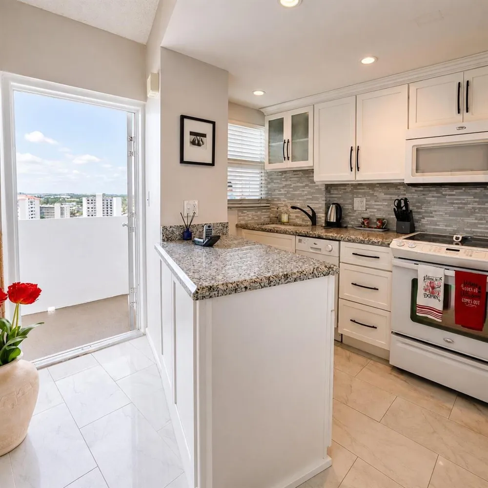 710 OCEAN BOULEVARD #1205 Pompano Beach, FL 33062