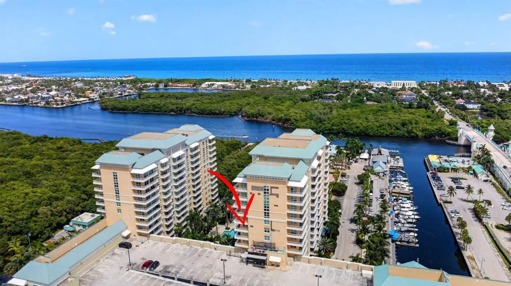 625 Casa Loma Boulevard #1009 Boynton Beach, FL 33435