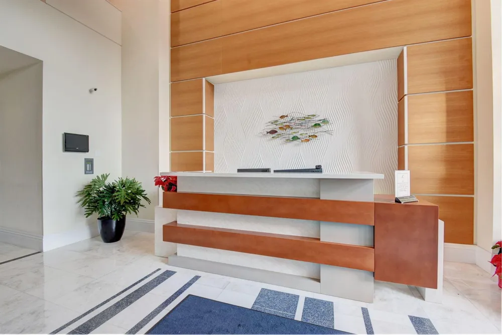 625 Casa Loma Boulevard #1009 Boynton Beach, FL 33435