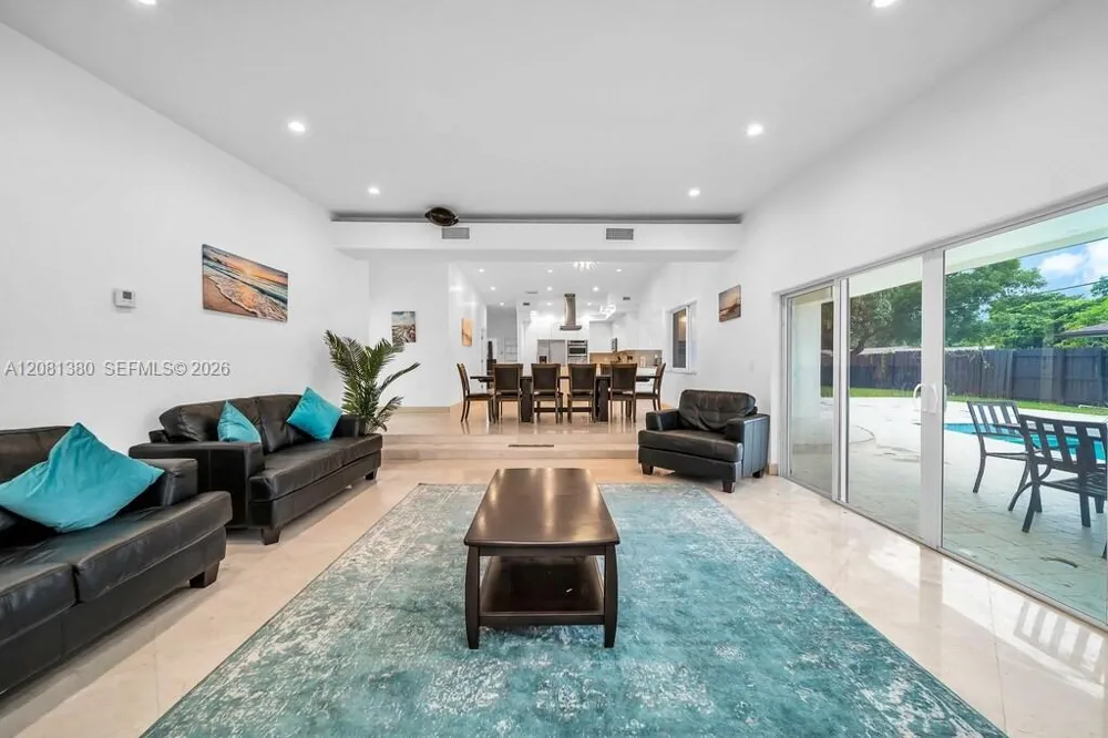 19900 NE 21st Ave Miami, FL 33179