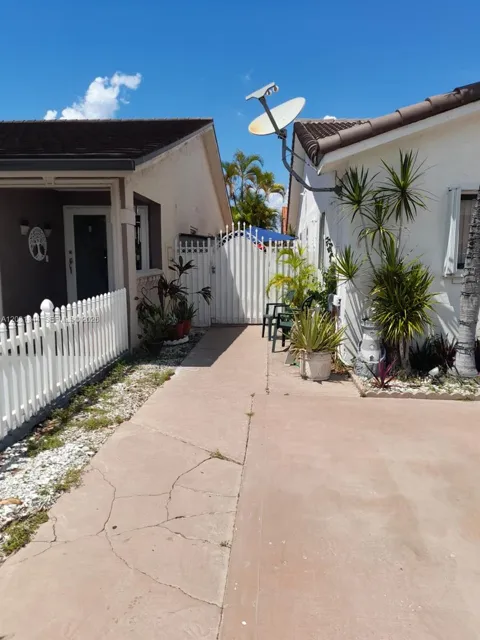 10329 NW 128th Ter #1