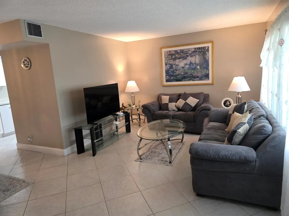 1902 Bermuda Circle #E4 Coconut Creek, FL 33066