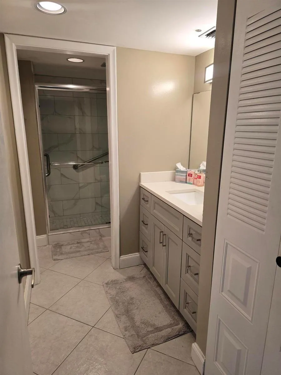 1902 Bermuda Circle #E4 Coconut Creek, FL 33066