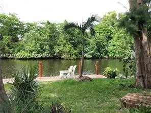 3251 SW 44th St #205 Dania Beach, FL 33312
