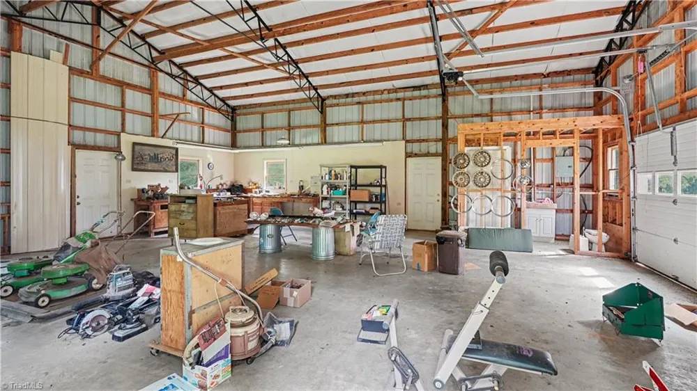 876 Brooklyn Avenue Ramseur, NC 27316
