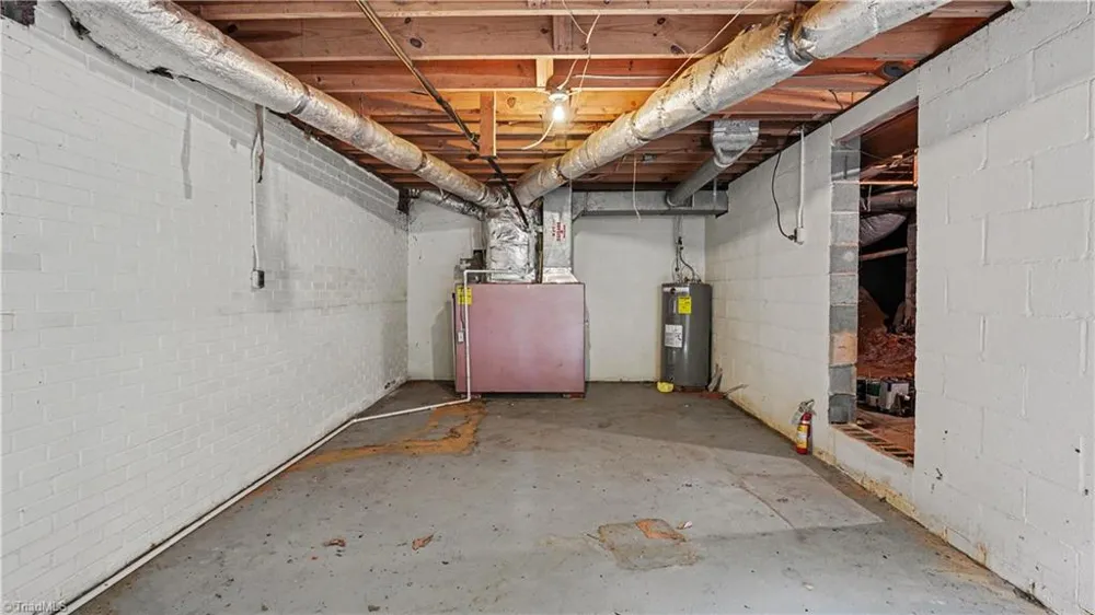 876 Brooklyn Avenue Ramseur, NC 27316