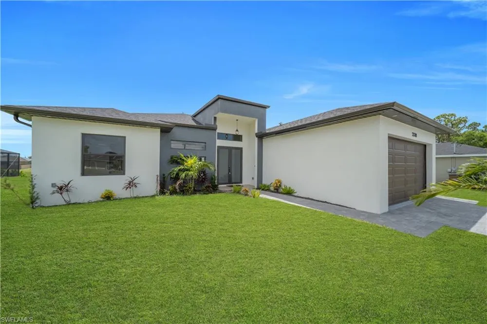 2318 NW 30th Terrace Cape Coral, FL 33993