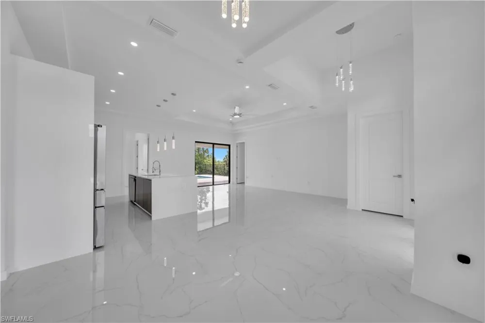 2318 NW 30th Terrace Cape Coral, FL 33993