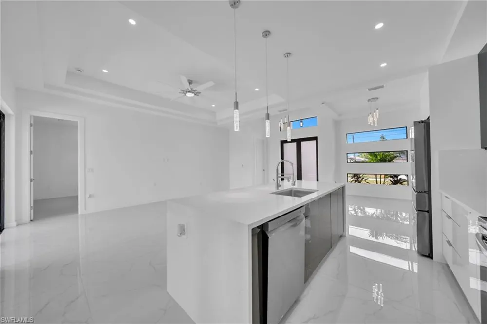 2318 NW 30th Terrace Cape Coral, FL 33993