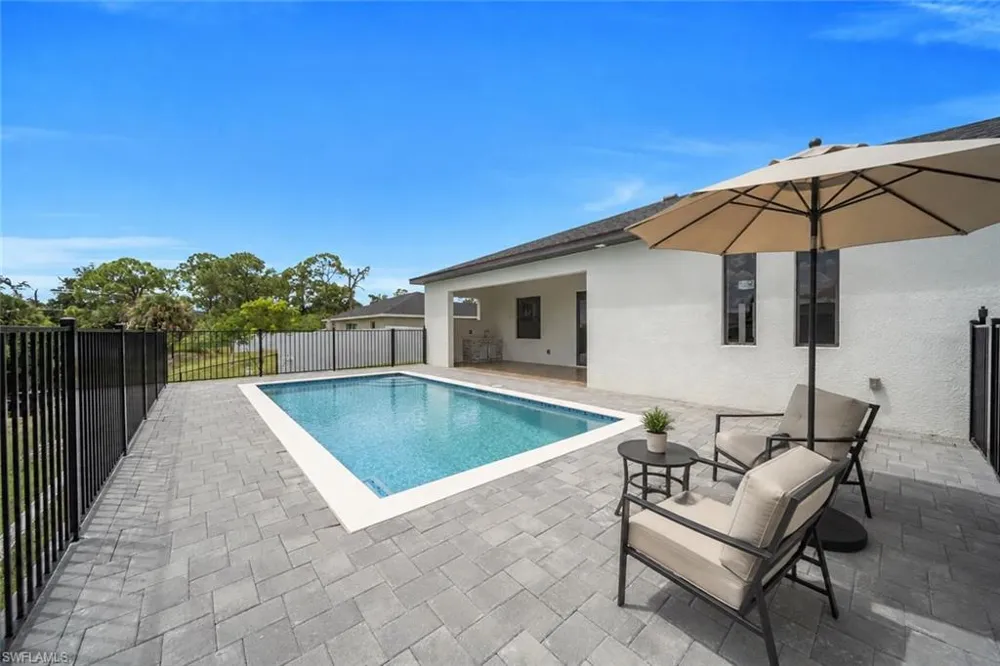 2318 NW 30th Terrace Cape Coral, FL 33993