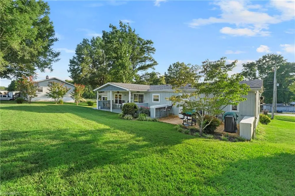 949 Riverview Road Extension Lexington, NC 27292
