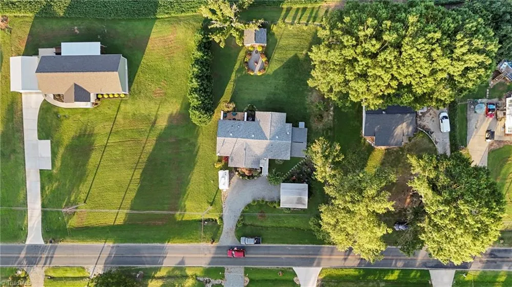 949 Riverview Road Extension Lexington, NC 27292