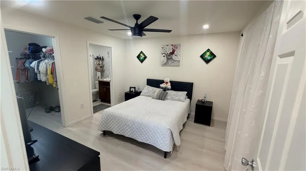 1004 NE 36th Terrace Cape Coral, FL 33909