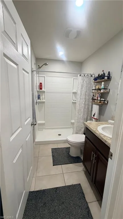 1004 NE 36th Terrace Cape Coral, FL 33909