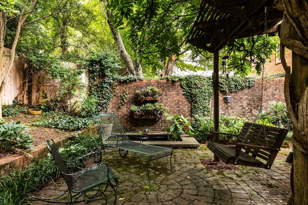 108 Ravenwood Ct Franklin, TN 37064