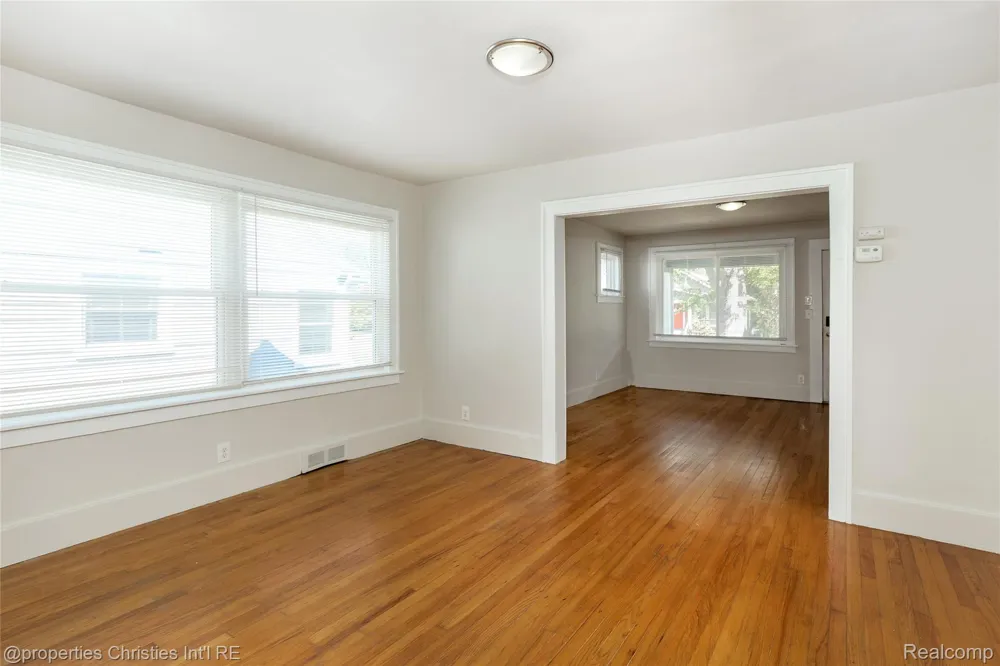 316 Spencer Street Ferndale City, MI 48220