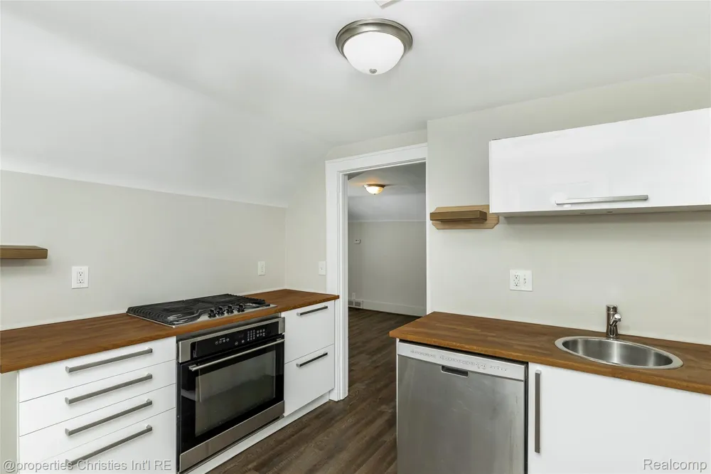 316 Spencer Street Ferndale City, MI 48220
