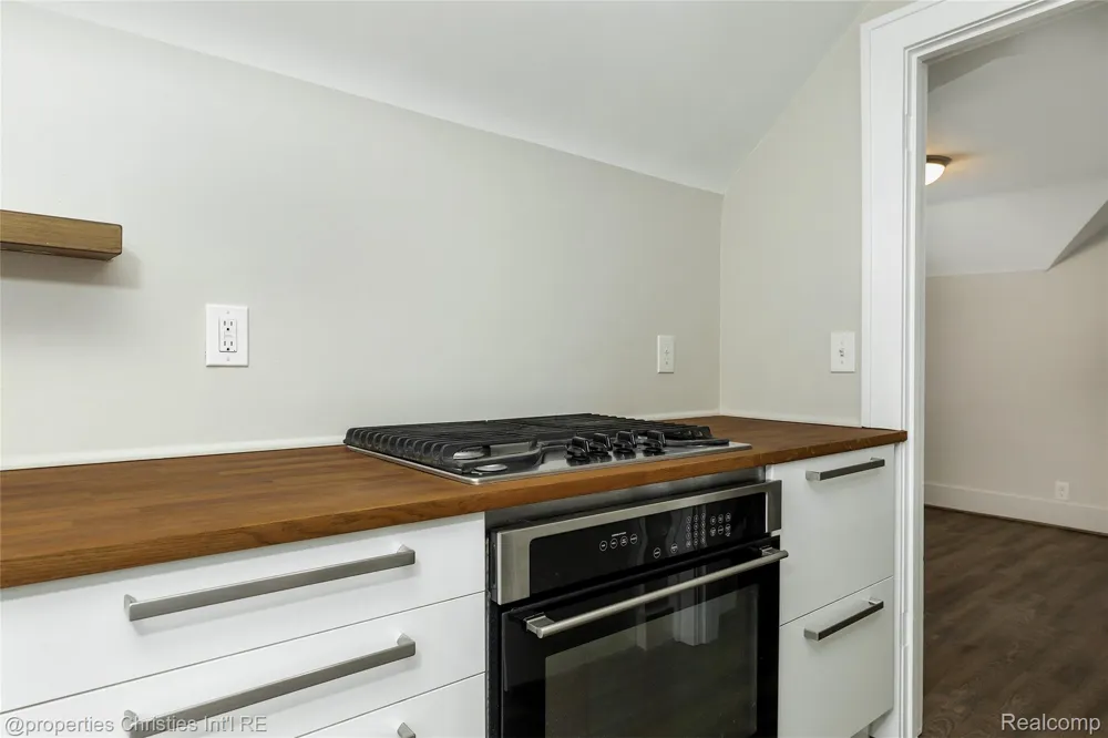 316 Spencer Street Ferndale City, MI 48220