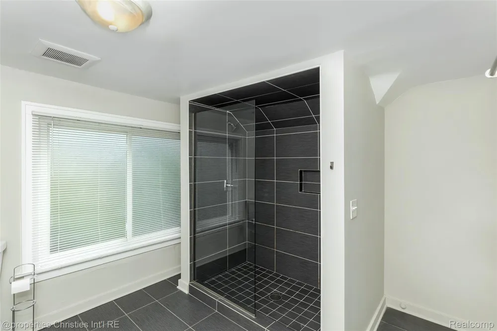 316 Spencer Street Ferndale City, MI 48220