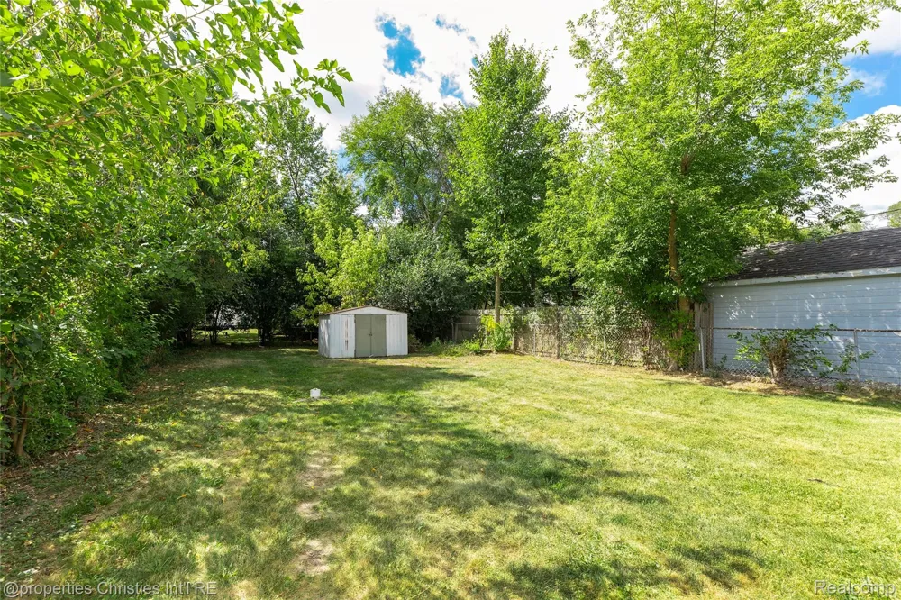 316 Spencer Street Ferndale City, MI 48220