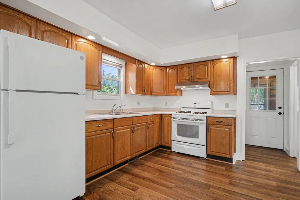 1960 Letart Avenue Muskegon City, MI 49441