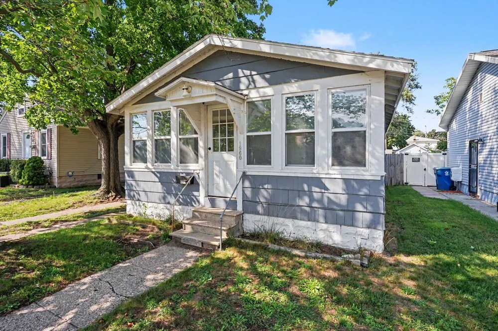1960 Letart Avenue Muskegon City, MI 49441