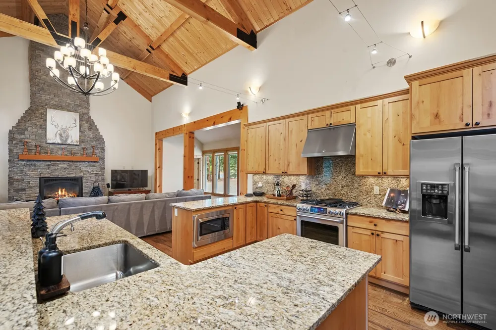 560 Evergreen Valley Loop Ronald, WA 98940