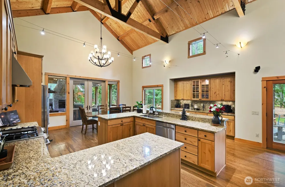 560 Evergreen Valley Loop Ronald, WA 98940