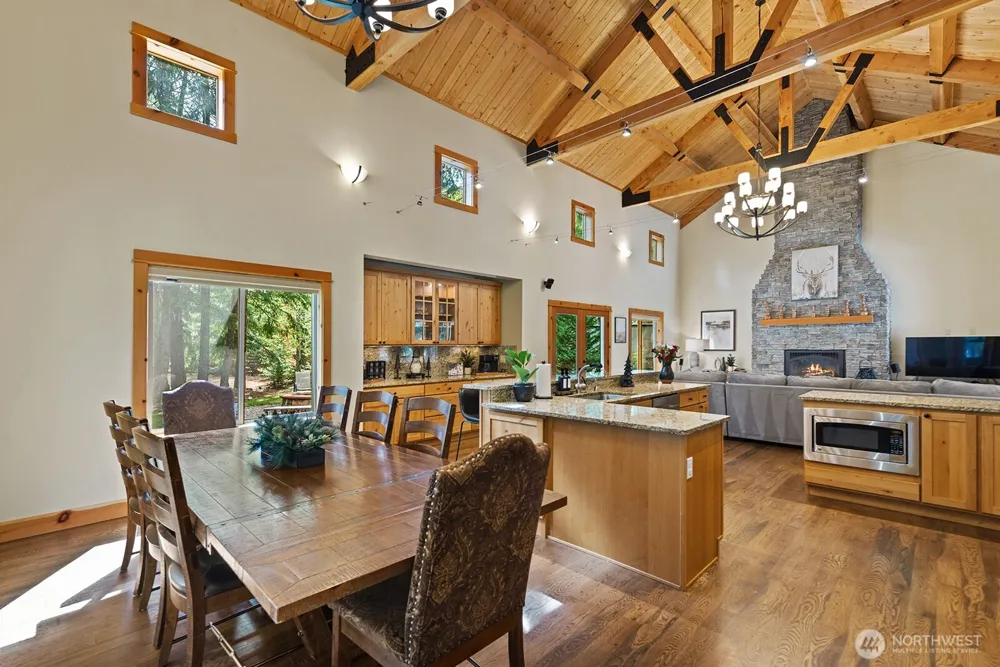 560 Evergreen Valley Loop Ronald, WA 98940