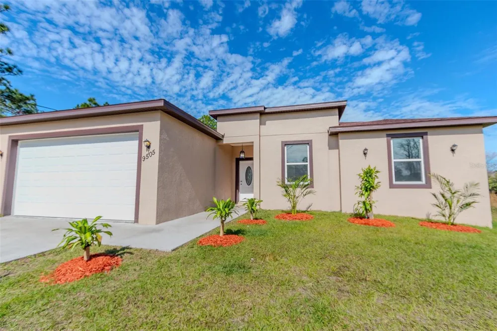9505 LUNA DRIVE St Cloud, FL 34773