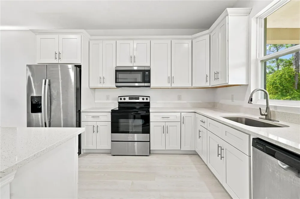9505 LUNA DRIVE St Cloud, FL 34773