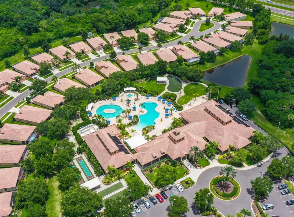 229 SILVER FALLS DRIVE Apollo Beach, FL 33572