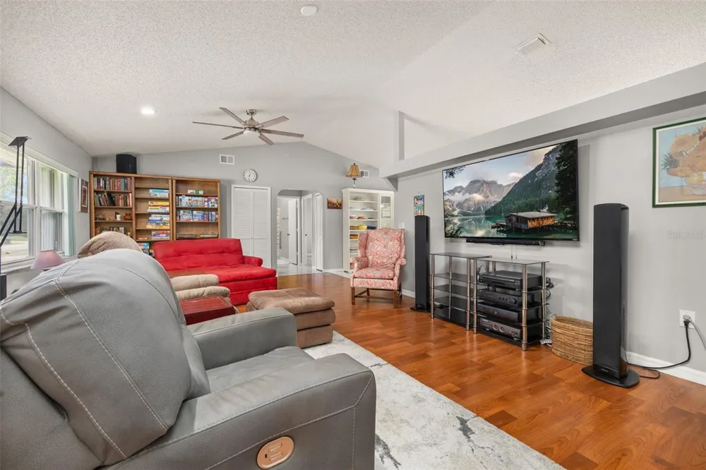 1299 AMADOR AVENUE NW Palm Bay, FL 32907