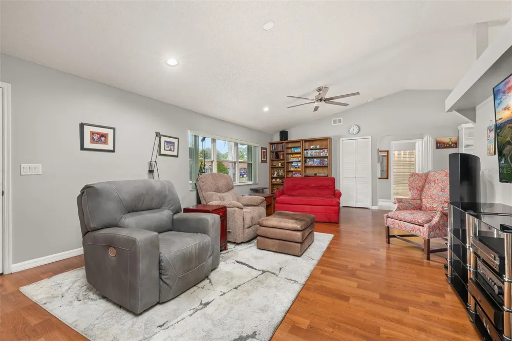 1299 AMADOR AVENUE NW Palm Bay, FL 32907