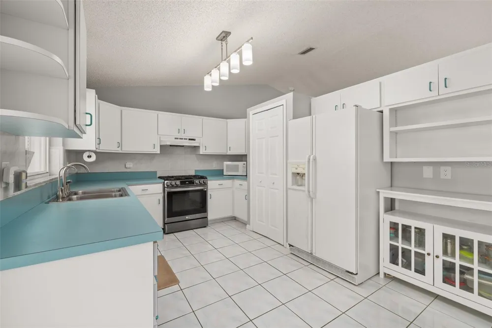 1299 AMADOR AVENUE NW Palm Bay, FL 32907
