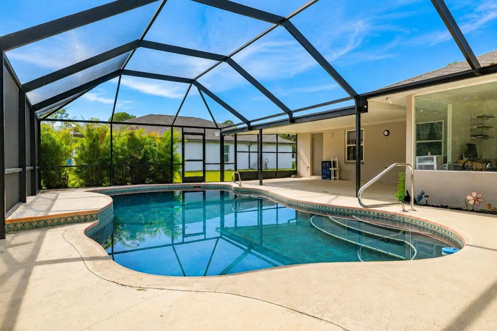 1299 AMADOR AVENUE NW Palm Bay, FL 32907