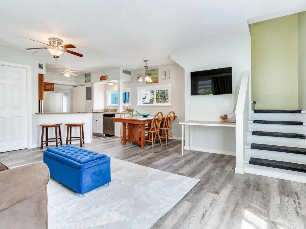 120 93RD AVENUE Treasure Island, FL 33706