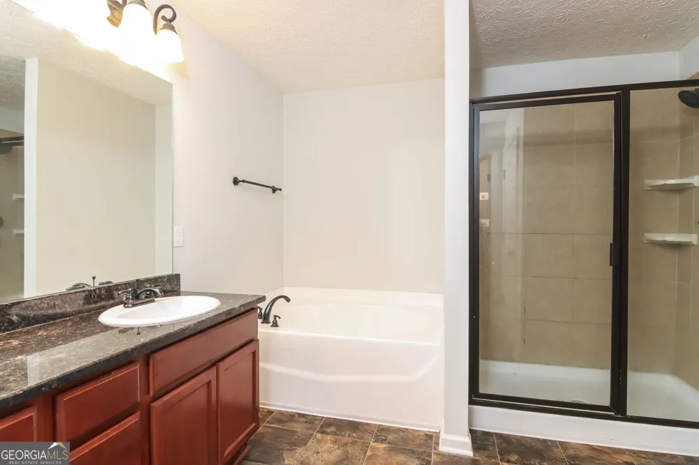 20 Forest Ridge LN Phenix City, AL 36869