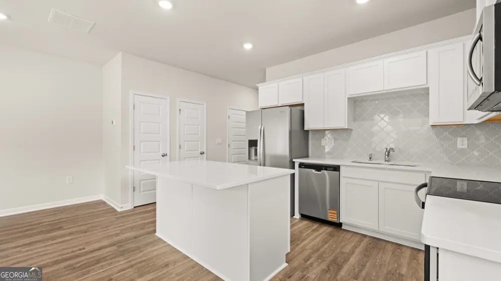 2033 Windward RD Stone Mountain, GA 30088
