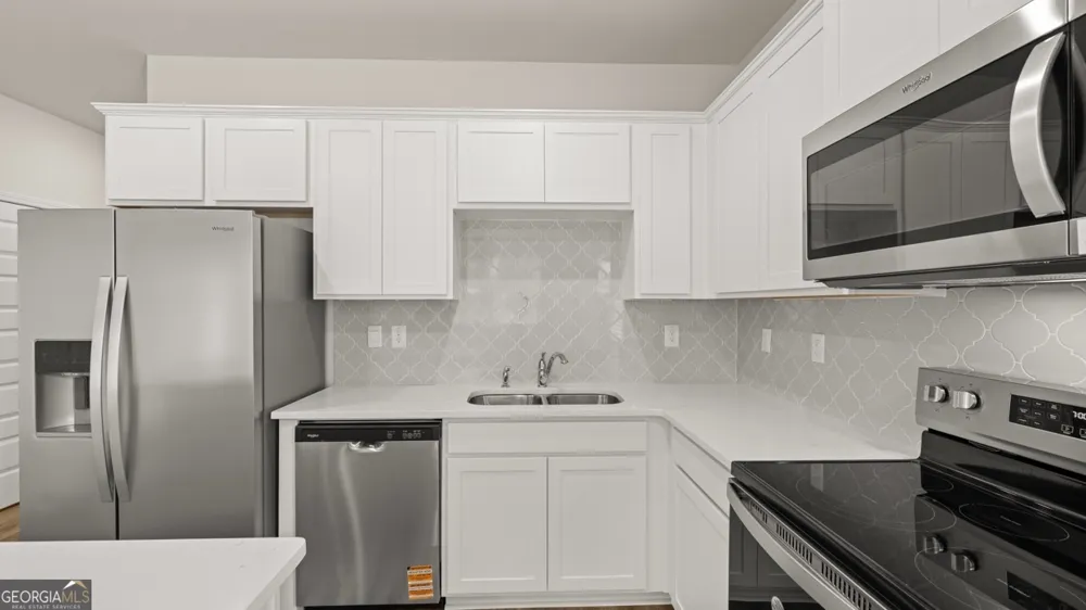 2033 Windward RD Stone Mountain, GA 30088